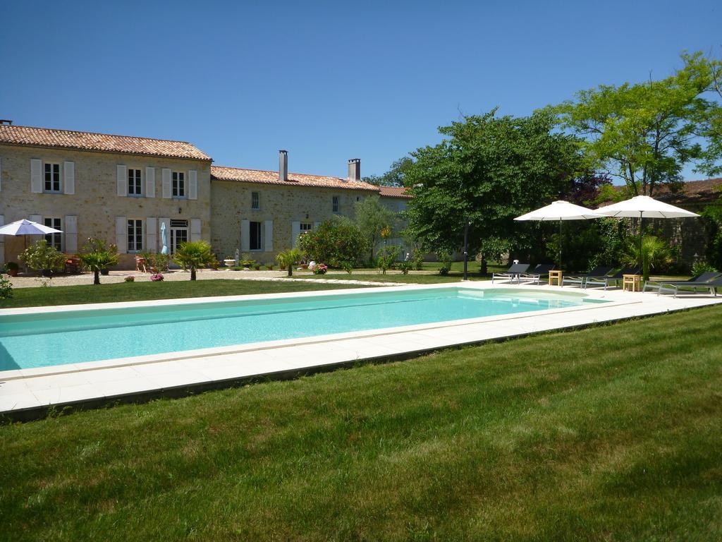 مبيت وإفطار Lesparre-Médoc Domaine Du Papillon المظهر الخارجي الصورة