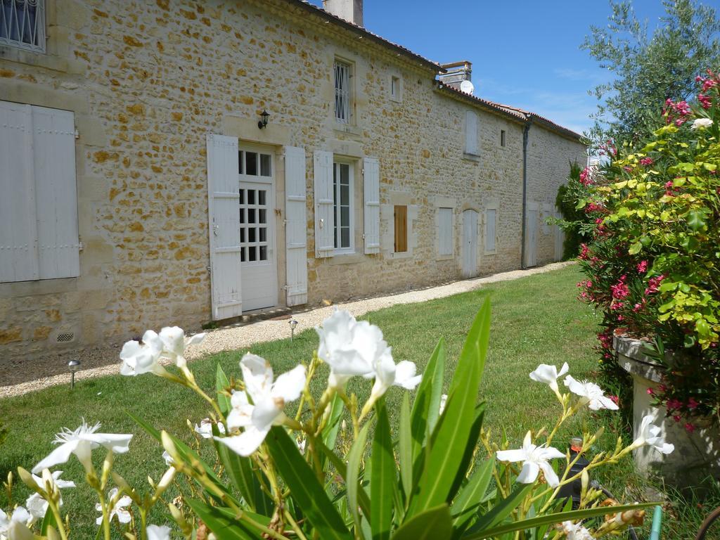 مبيت وإفطار Lesparre-Médoc Domaine Du Papillon المظهر الخارجي الصورة